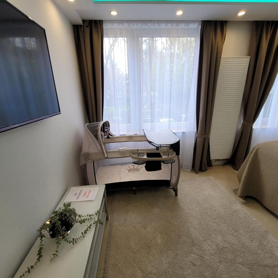 3 Zimmer Wohnung - Keine Party Wohnung ! 6 Personen Dusseldorf Luaran gambar